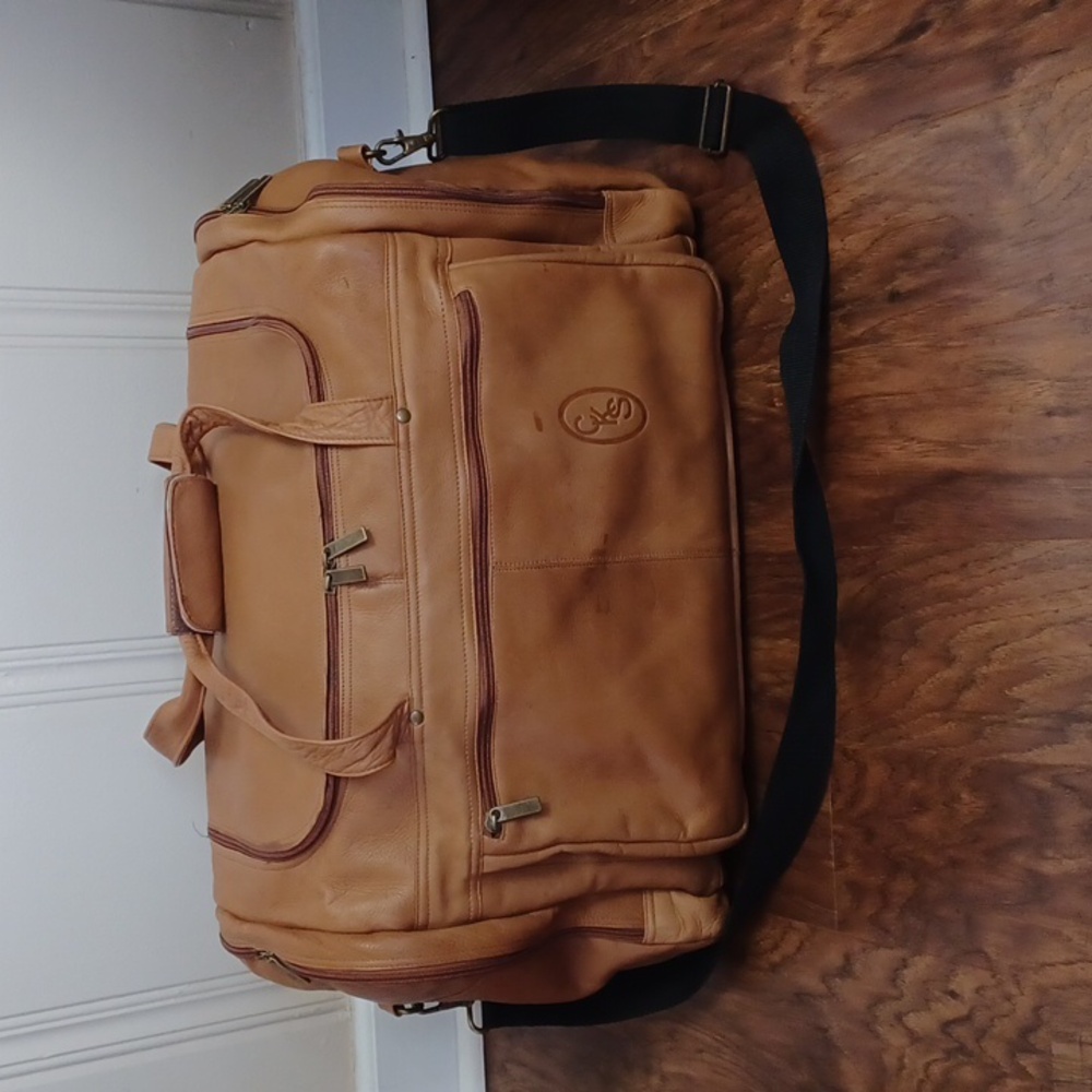 Vintg. Mori Genuine Soft Tan Leather Large Travel/Duffle Bag - Multiple Pockets